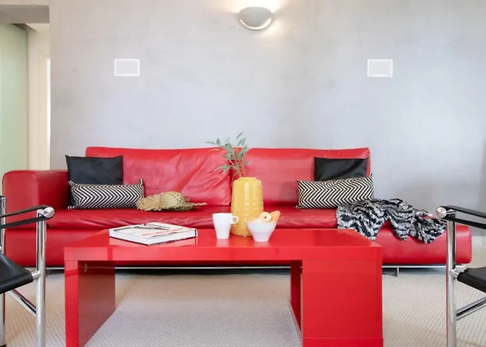 Casa Giulia - Beachfront With 2 Bedrooms, Air Conditioning And Private Parking, Just 30 Meters From The *