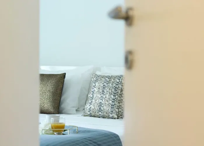 Casa Giulia - Beachfront With 2 Bedrooms, Air Conditioning And Private Parking, Just 30 Meters From The Apartment Sestri Levante