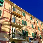 Casa Giulia - Beachfront With 2 Bedrooms, Air Conditioning And Private Parking, Just 30 Meters From The * Sestri Levante